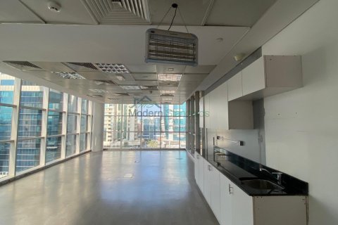Oficina en alquiler en Deira, Dubai, EAU 5811 m2 № 295916 - foto 12