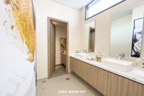 Villa te koop in Sharjah, VAE 5 slaapkamers, 367 vr.m., nr 280803 - foto 5