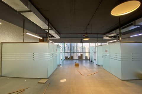 Zyrë në Business Bay, Dubai, Emiratet e Bashkuara Arabe 1562 m2. № 295888