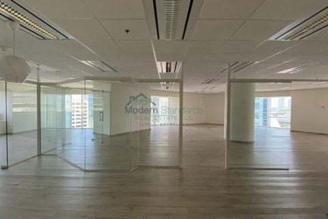 Office i Sheikh Zayed Road, Dubai, UAE 2270 kvm № 294003