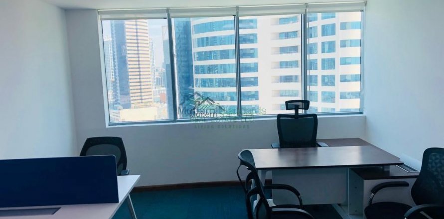 Kancelarija u Business Bay, Dubai, UAE 210 m2 Br. 295356