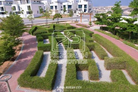 Vila v Sharjah Waterfront City, SAE 4 ložnice, 258 m² Č.: 739158 - fotografie 24