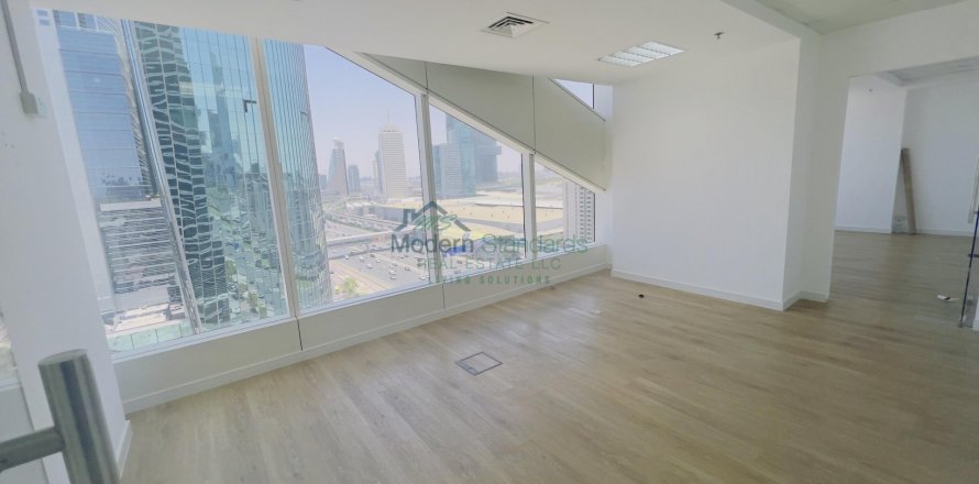 Sheikh Zayed Road, Dubai, BAE’de ofis 1300 m&sup2; No 294455