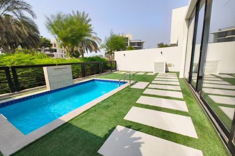 Townhouse til salg i Al Zorah, Ajman, UAE 4 soveværelser, 348 kvm № 639190 - foto 9