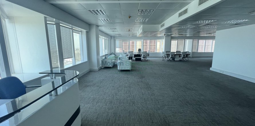 Office i Sheikh Zayed Road, Dubai, UAE 2003 kvm № 294005