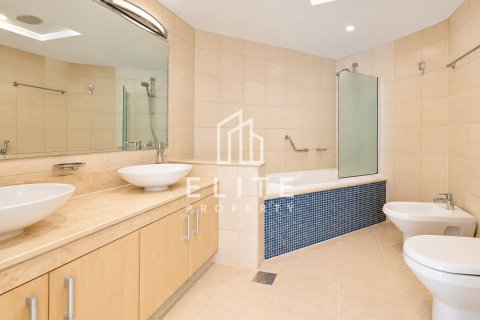 Apartmen di Palm Jumeirah, Dubai, UAE 2 bilik tidur, 148 meter persegi № 764642 - foto 7