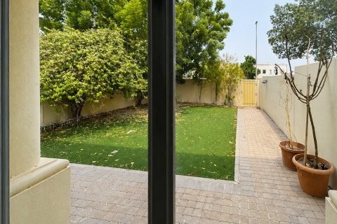 Radhus till försäljning i The Springs, Dubai, UAE 2 sovrum, 151.47 kvm Nr. 757374 - fotografi 4