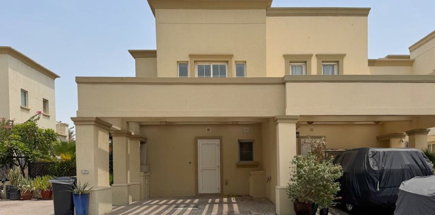 Radhus i The Springs, Dubai, UAE 2 sovrum, 151.47 kvm Nr. 757374