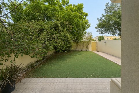 Radhus till försäljning i The Springs, Dubai, UAE 2 sovrum, 151.47 kvm Nr. 757374 - fotografi 2