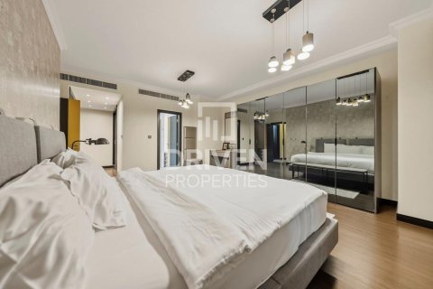 Dupleks di Jumeirah Beach Residence, Dubai, UAE 4 bilik tidur, 389.36 meter persegi № 767168 - foto 6