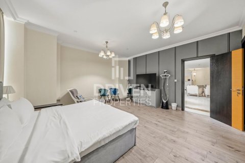 Dupleks di Jumeirah Beach Residence, Dubai, UAE 4 bilik tidur, 389.36 meter persegi № 767168 - foto 9
