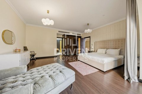 Dupleks di Jumeirah Beach Residence, Dubai, UAE 4 bilik tidur, 389.36 meter persegi № 767168 - foto 3