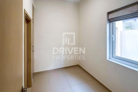 Villa sa Dubai Land, Dubai, UAE 4 silid-tulugan, 400.04 sq.m. № 762264 - larawan 5