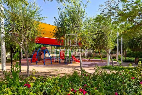 Villa sa Dubai Land, Dubai, UAE 4 silid-tulugan, 400.04 sq.m. № 762264 - larawan 15