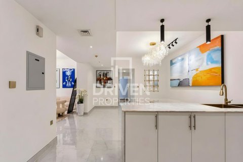 Apartamento en venta en Downtown Dubai (Downtown Burj Dubai), Dubai, EAU 2 dormitorios, 125.42 m2 № 762266 - foto 12