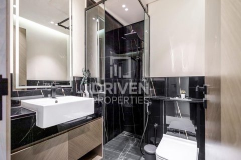Müüa korter asukohaga Business Bay, Dubai, AÜE: 2 magamistoaga, 122.91 m² Nr 765381 - pilt 12