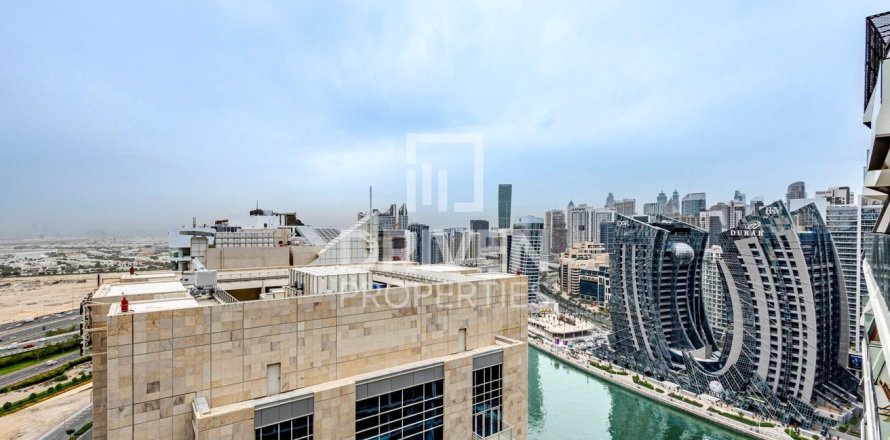 Korter asukohaga Business Bay, Dubai, AÜE: 2 magamistoaga, 122.91 m² Nr 765381