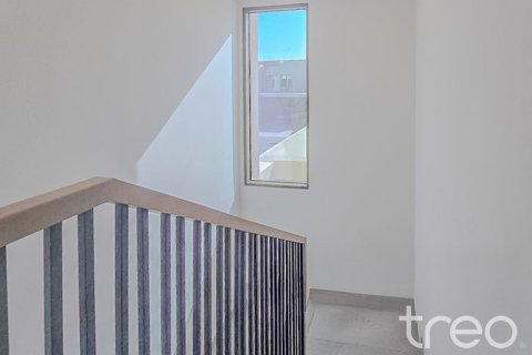 Huvila Dubai Land, Dubai, Arabiemiraatit 3 makuuhuonetta, 183.76 m2 № 733302 - kuva 9