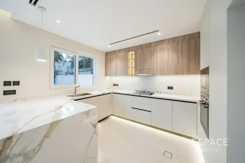 The Springs, Dubai, UAE의 판매용 빌라 침실 2개, 153제곱미터 번호 661126 - 사진 5