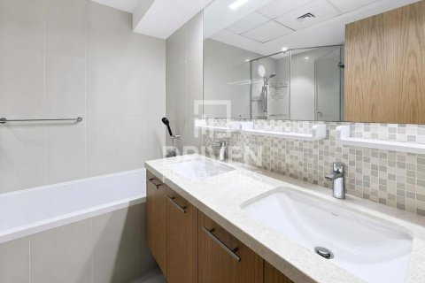 Müüa korter asukohaga Downtown Dubai (Downtown Burj Dubai), Dubai, AÜE: 2 magamistoaga, 120.03 m² Nr 741904 - pilt 11