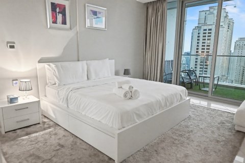 Apartment in Dubai Marina, Dubai, UAE 3 bedrooms, 197.44 sq.m. № 750140 - photo 9