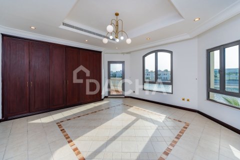 Vila di Palm Jumeirah, Dubai, UAE 5 bilik tidur, 465 meter persegi № 752085 - foto 29