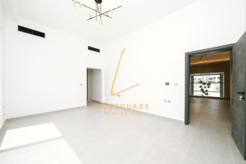 Villa in Al Furjan, Dubai, UAE 5 bedrooms, 600 sq.m. № 741542 - photo 16