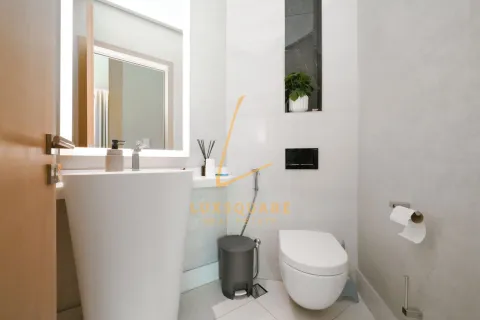 Apartamento en alquiler en Business Bay, Dubai, EAU 1 dormitorio, 103 m2 № 741540 - foto 17