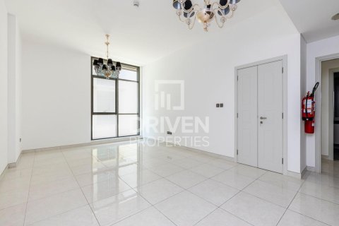 Lägenhet till försäljning i Meydan, Dubai, UAE 1 sovrum, 76.74 kvm Nr. 767550 - fotografi 2