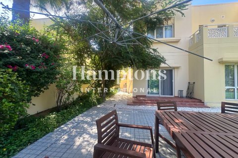 Вилла Meadows, Дубай, БАӘ-да 5 жатын бөлмелер, 540.04513900 м² № 714203 - фото 2