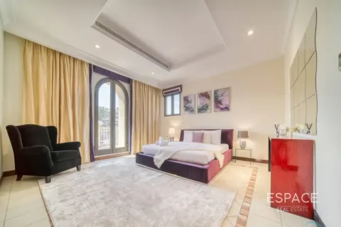 Vila di Palm Jumeirah, Dubai, UEA 5 kamar tidur, 496 m2 nomor 738278 - foto 10