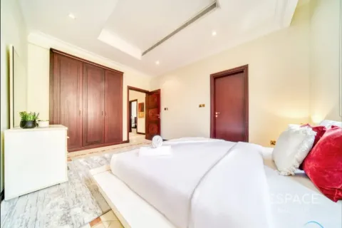 Vila di Palm Jumeirah, Dubai, UEA 5 kamar tidur, 496 m2 nomor 738278 - foto 5
