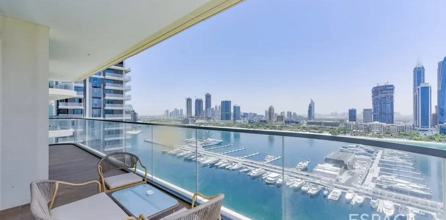 Apartamento em Dubai Harbour, Dubai, EAU 3 quartos, 163 m2 № 738280