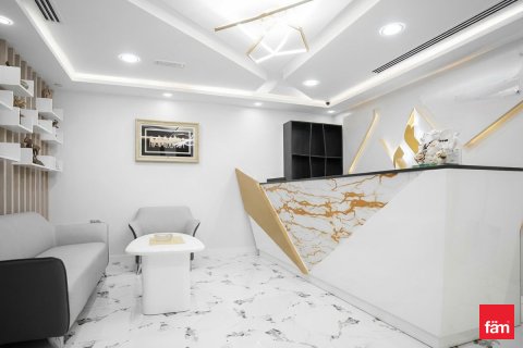 Opisina sa Dubai, UAE 305 sq.m. № 687325