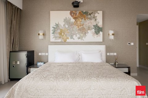 Appartamento in vendita a Dubai, EAU 3 camere da letto, 182.1 mq. № 718993 - foto 9