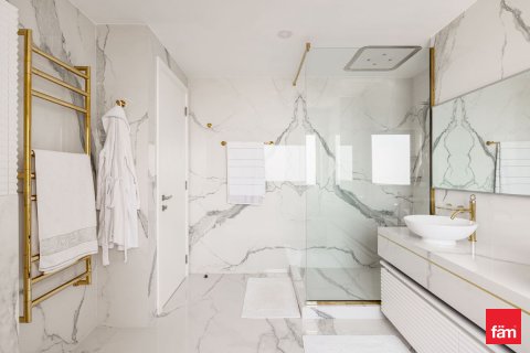 Appartamento in vendita a Dubai, EAU 3 camere da letto, 182.1 mq. № 718993 - foto 11
