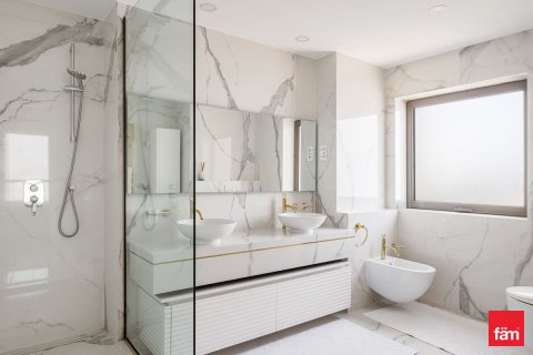 Appartamento in vendita a Dubai, EAU 3 camere da letto, 182.1 mq. № 718993 - foto 12