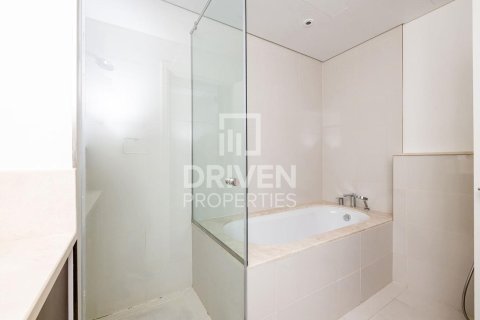 Downtown Dubai (Downtown Burj Dubai), Dubai, BAE’de kiralık daire 3 yatak odası, 184.32 m&sup2; No 768596 - fotoğraf 17