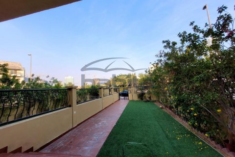 Vila di Jumeirah Village Circle, Dubai, UAE 4 bilik tidur, 390.2 meter persegi № 514792