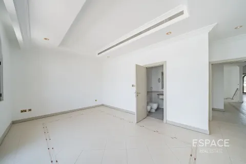 Vila v Palm Jumeirah, Dubai, SAE 5 spální, 511 m2 č. 737976 - Fotografia 6