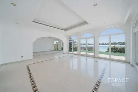 Vila v Palm Jumeirah, Dubai, SAE 5 spální, 511 m2 č. 737976 - Fotografia 3