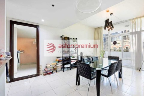 Apartamento en venta en Jumeirah Village Circle, Dubai, EAU 1 dormitorio, 101 m2 № 758917 - foto 2