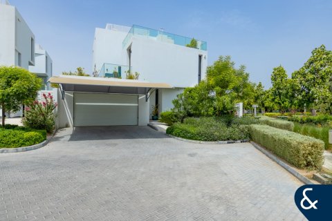 Villa em Al Barari, Dubai, EAU 5 quartos, 616 m2 № 688706
