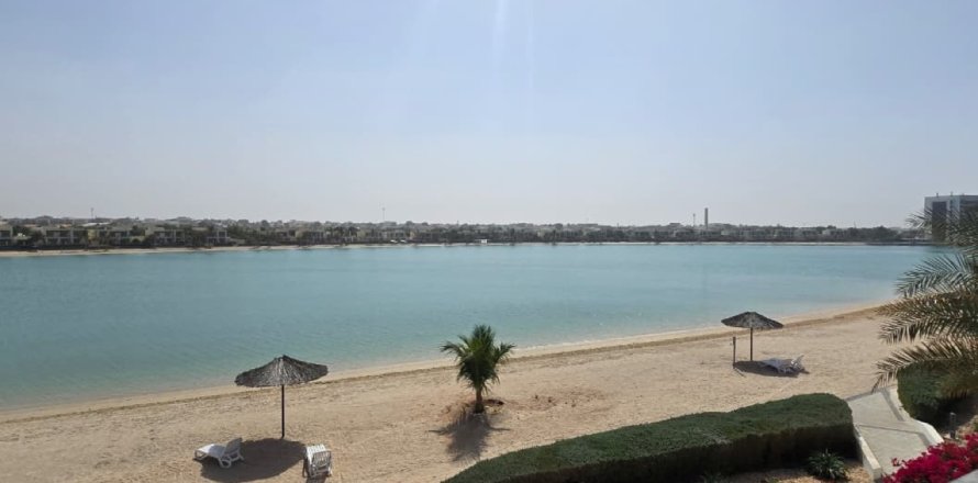 Villa in Ras Al Khaimah, VAE: 4 Schlafzimmer, 437 m2 Nr. 734787