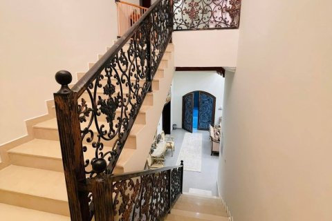 Willa na sprzedaż w Ras Al Khaimah, ZEA 5 sypialnie, 929 mkw., nr 734786 - zdjęcie 10