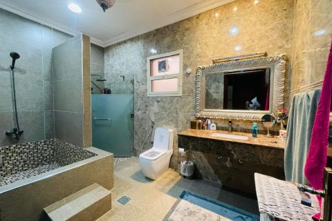 Willa na sprzedaż w Ras Al Khaimah, ZEA 5 sypialnie, 929 mkw., nr 734786 - zdjęcie 15
