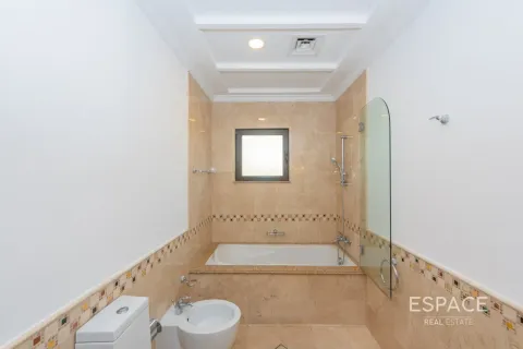 Vilă de vânzare în Palm Jumeirah, Dubai, EAU 5 dormitoare, 650 mp.  №649636 - poză 16