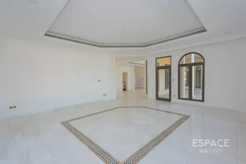 Vilă de vânzare în Palm Jumeirah, Dubai, EAU 5 dormitoare, 650 mp.  №649636 - poză 8