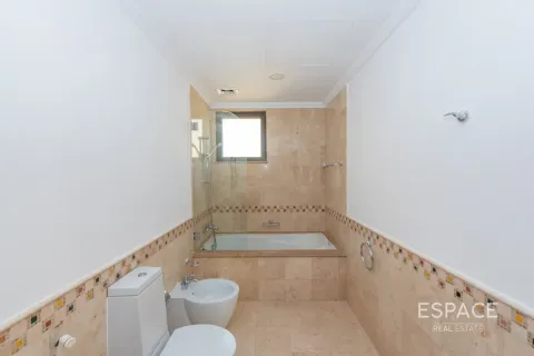Vilă de vânzare în Palm Jumeirah, Dubai, EAU 5 dormitoare, 650 mp.  №649636 - poză 12