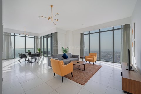 Lakás itt: Al Satwa, Dubai, EAE, 2 hálószoba, 180 m², azonosító: 700381